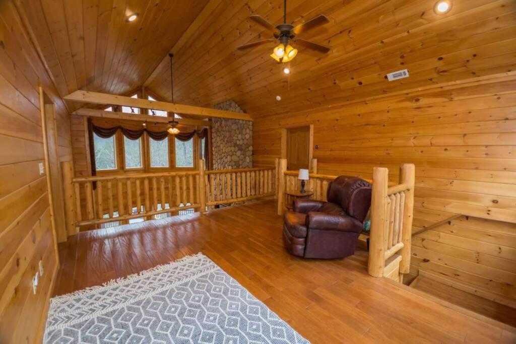 Christmas Lodge-Secluded Near Downtown Blue Ridge Exterior foto